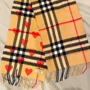 Burberry Heart Print Giant Check Reversible Cashmere Scarf Camel Check